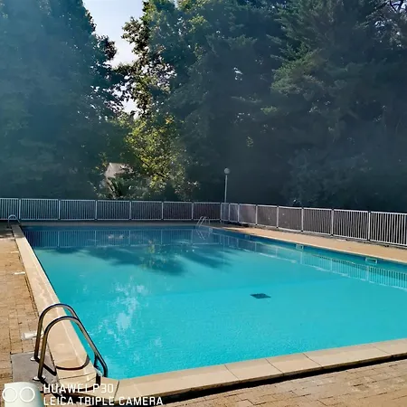 Peaceful With Pool In Saint-cyprien דירה