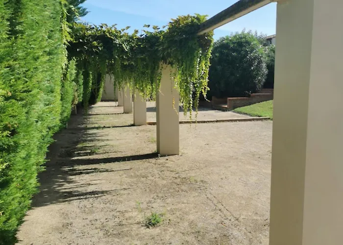 Daire Peaceful With Pool In Saint-cyprien